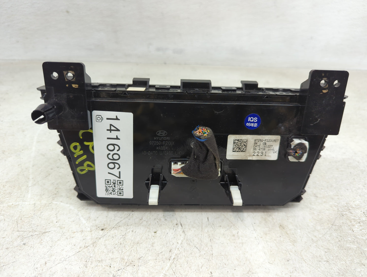 2017-2018 Hyundai Elantra Climate Control Module Temperature AC/Heater Replacement P/N:97250-F2231RET Fits Fits 2017 2018 OE