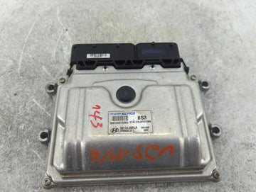 2017-2018 Hyundai Elantra PCM Engine Control Computer ECU ECM PCU OEM P/N:39118-2BALA 9001200153KJ Fits Fits 2017 2018 OEM Used Auto Parts