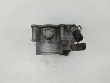 2011-2018 Hyundai Elantra Throttle Body P/N:35100-2E710 35100-2E000 Fits Fits 2011 2012 2013 2014 2015 2016 2017 2018 2019 OEM Used Auto Parts