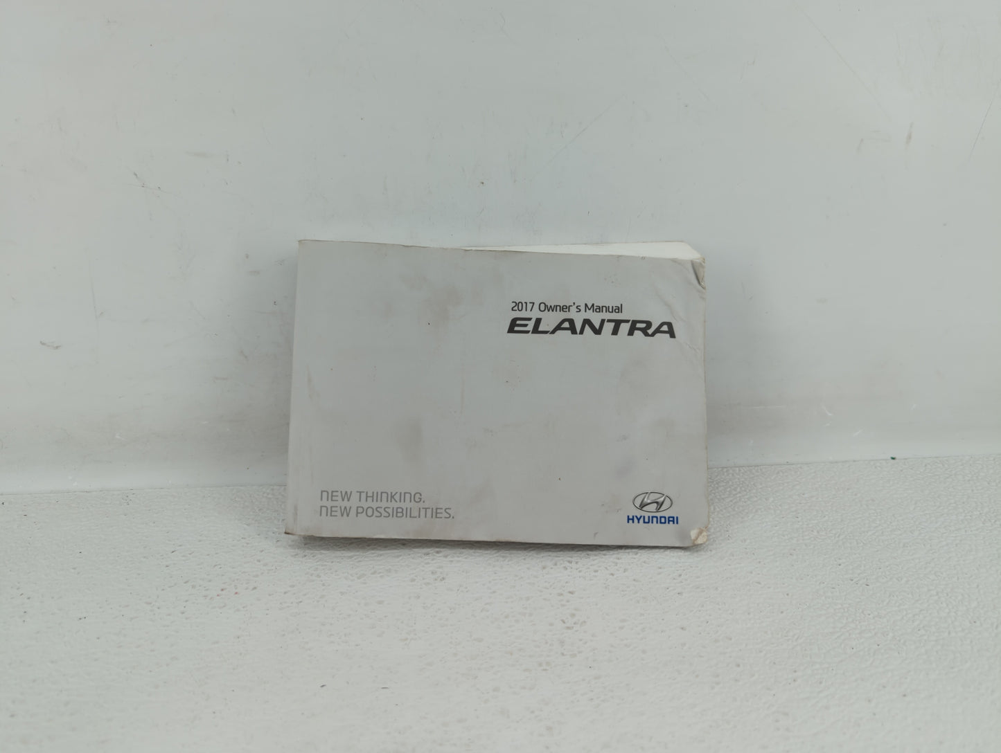 2017 Hyundai Elantra Owners Manual Book Guide OEM Used Auto Parts - Oemusedautoparts1.com