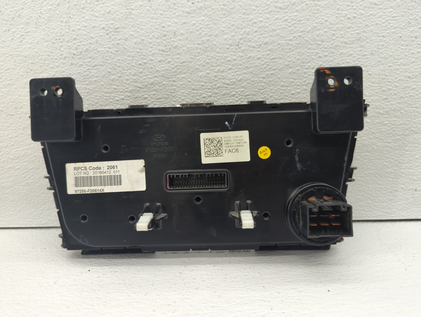 2017-2018 Hyundai Elantra Climate Control Module Temperature AC/Heater Replacement P/N:97250-F20614X 97250-F2230RET Fits OEM