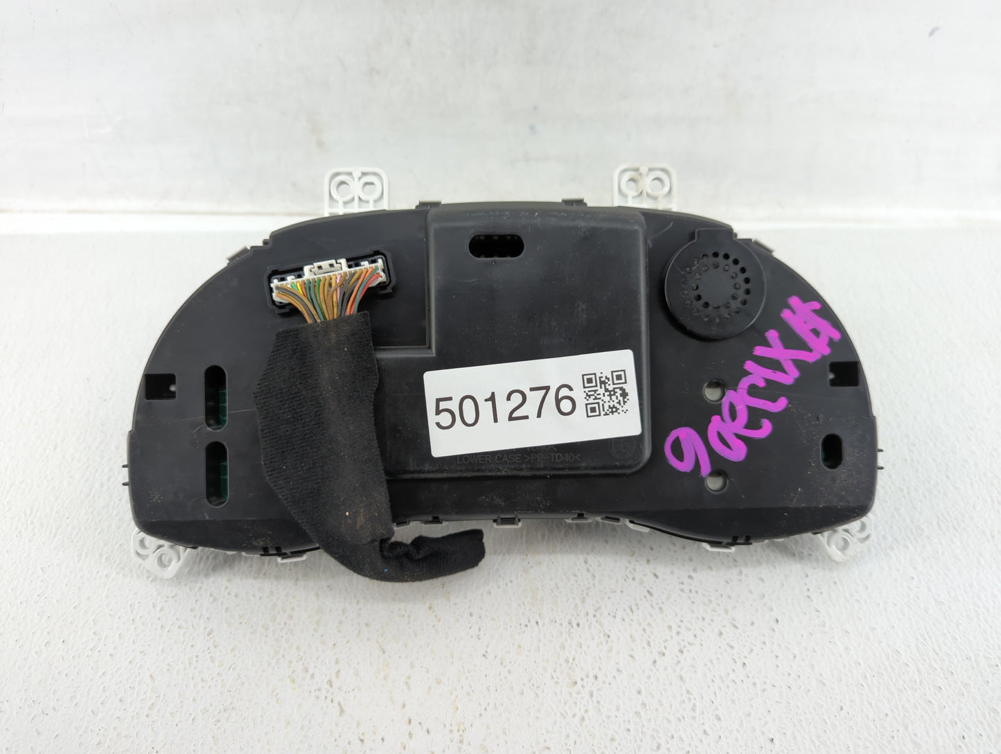 2017-2018 Hyundai Elantra Instrument Cluster Speedometer Gauges P/N:94011-F2061 94001-F3010 Fits Fits 2017 2018 OEM Used Aut