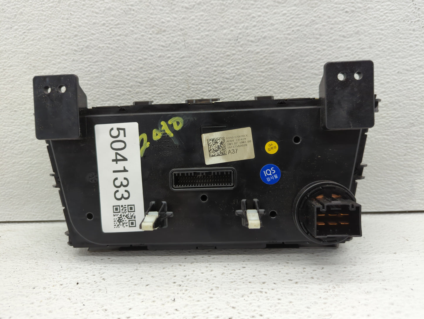 2017 Hyundai Elantra Climate Control Module Temperature AC/Heater Replacement P/N:97250-F2061KEX 97250-F20614X Fits OEM Used