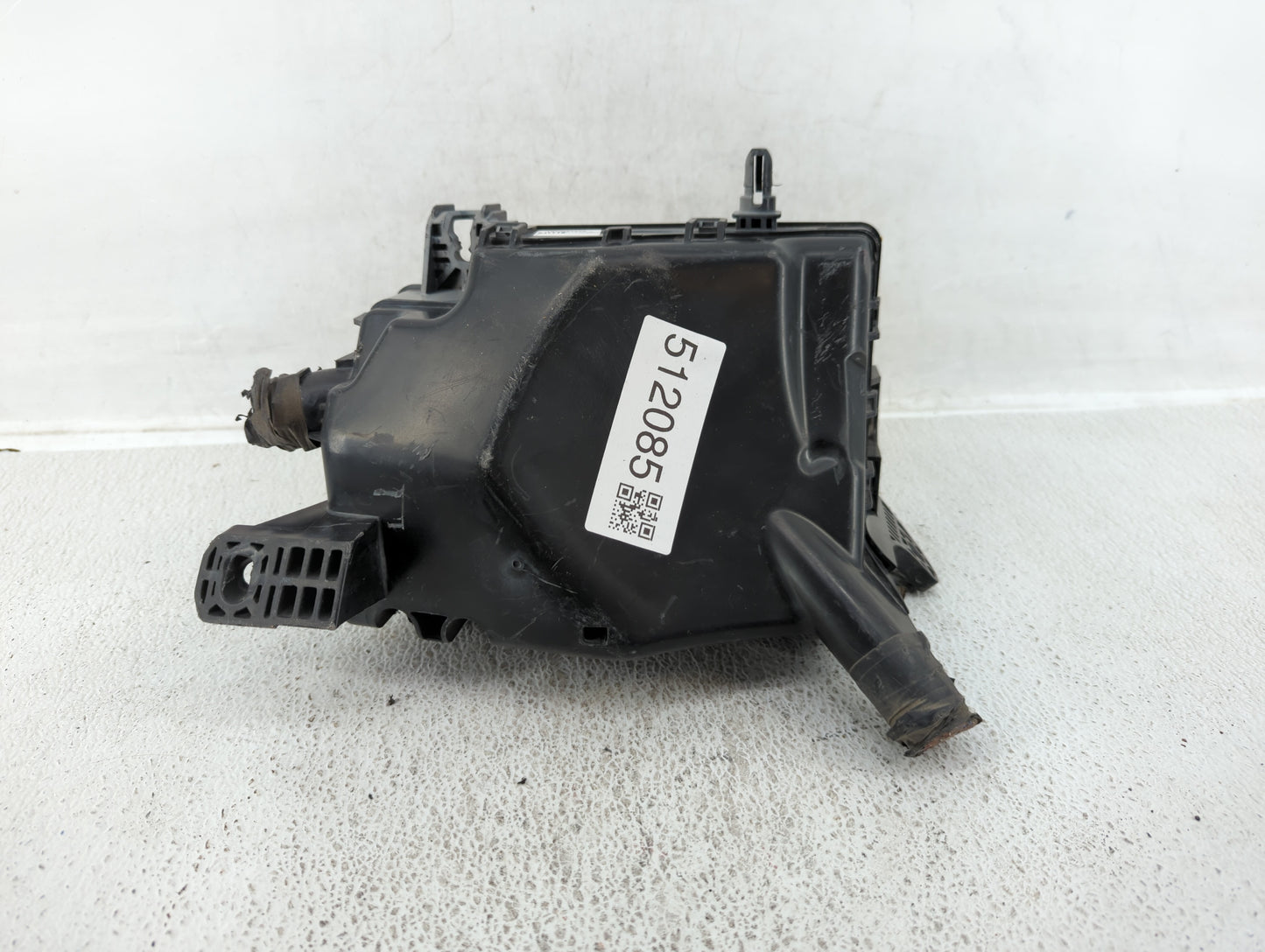 2017 Hyundai Elantra Fusebox Fuse Box Panel Relay Module P/N:91956-F2020 VS91200F3142AA, VS91200F3260AA, 1610250079 Fits OEM