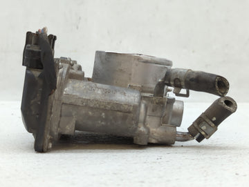 2011-2020 Hyundai Elantra Throttle Body P/N:35100-2E000 Fits Fits 2011 2012 2013 2014 2015 2016 2017 2018 2019 2020 2021 OEM Used Auto Parts