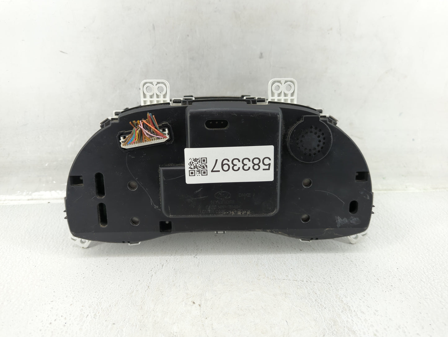 2017-2018 Hyundai Elantra Instrument Cluster Speedometer Gauges P/N:94001-F2060 Fits Fits 2017 2018 OEM Used Auto Parts - Oe