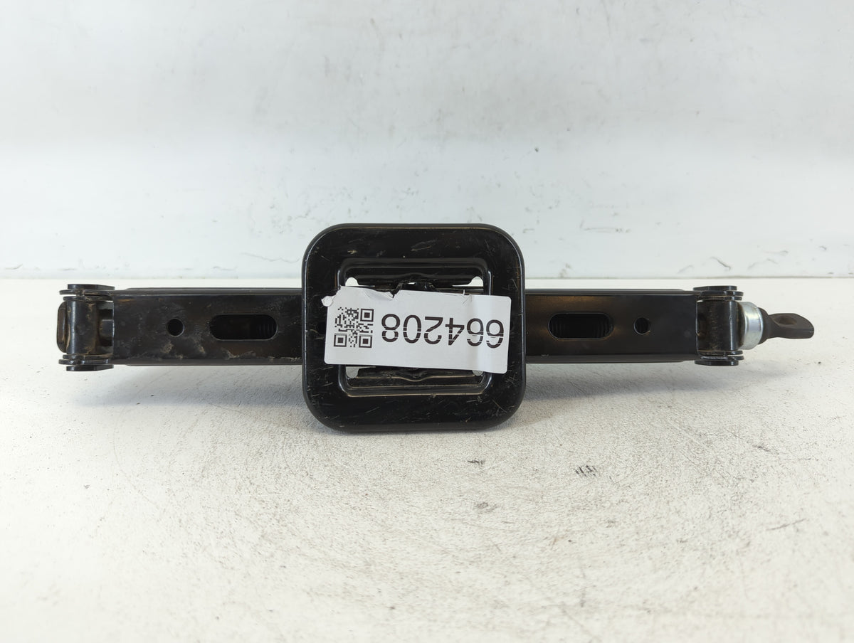 2017 Hyundai Elantra Spare Scissor Car Jack 664208 - Oemusedautoparts1.com