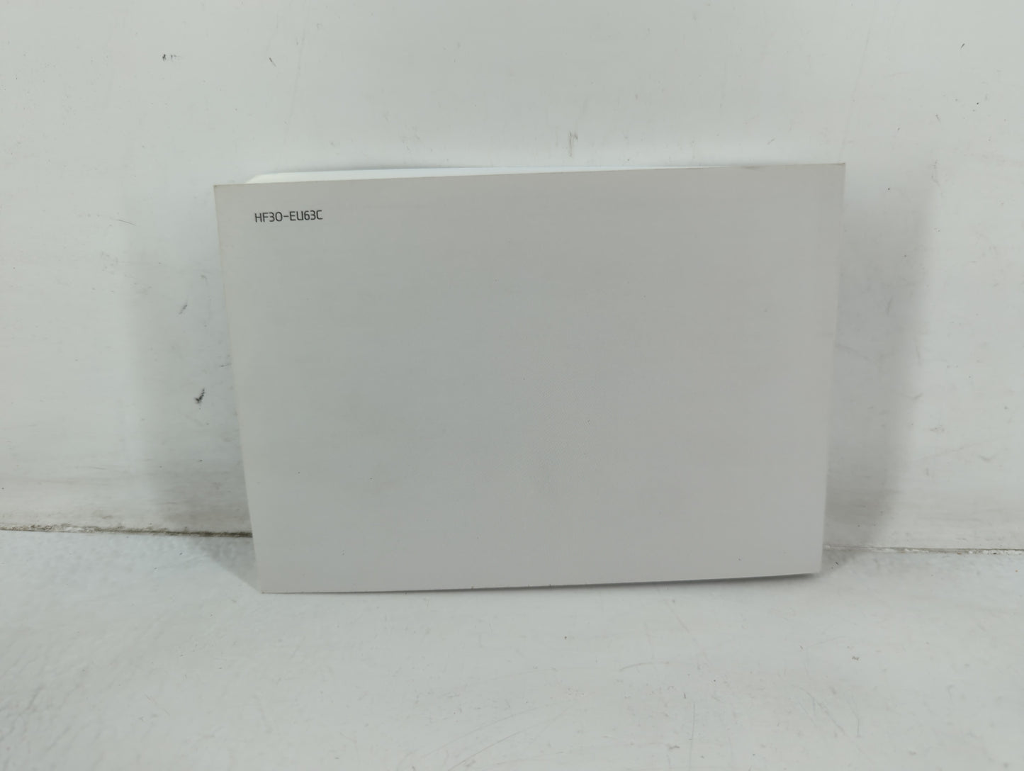 2017 Hyundai Elantra Owners Manual Book Guide P/N:HF30-EU63C OEM Used Auto Parts - Oemusedautoparts1.com