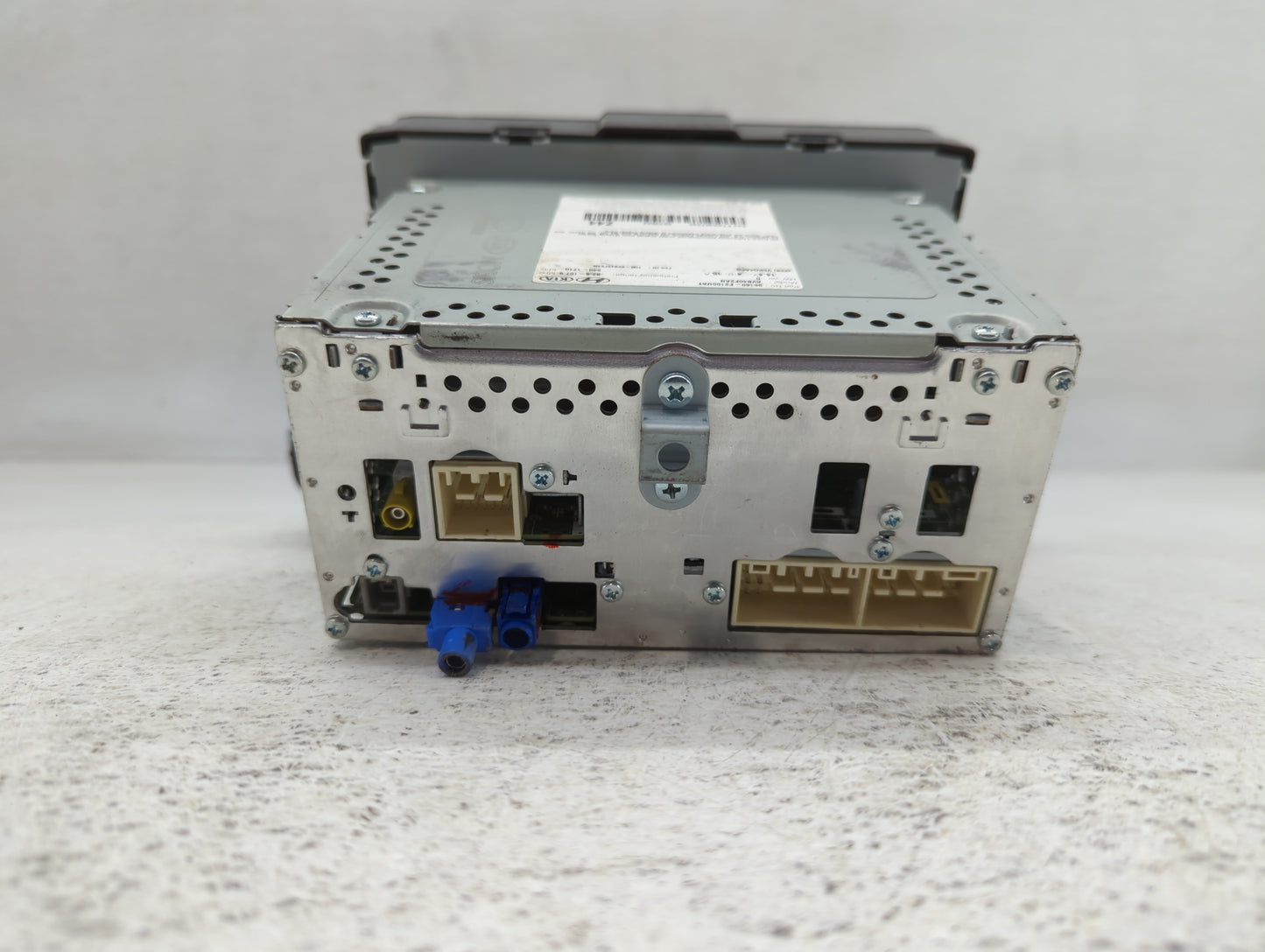 2017-2018 Hyundai Elantra Am Fm Cd Player Radio Receiver - Oemusedautoparts1.com