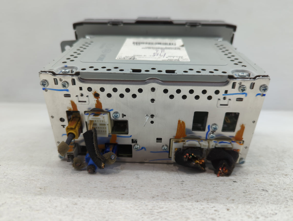 2017-2018 Hyundai Elantra Am Fm Cd Player Radio Receiver 729701 - Oemusedautoparts1.com