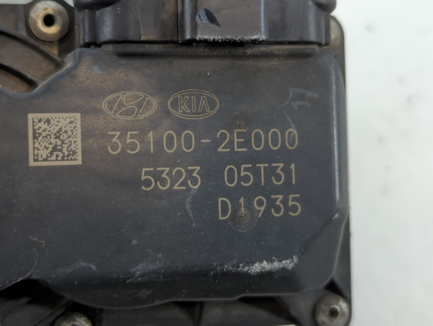 2011-2020 Hyundai Elantra Throttle Body P/N:35100-2E000 Fits Fits 2011 2012 2013 2014 2015 2016 2017 2018 2019 2020 2021 OEM
