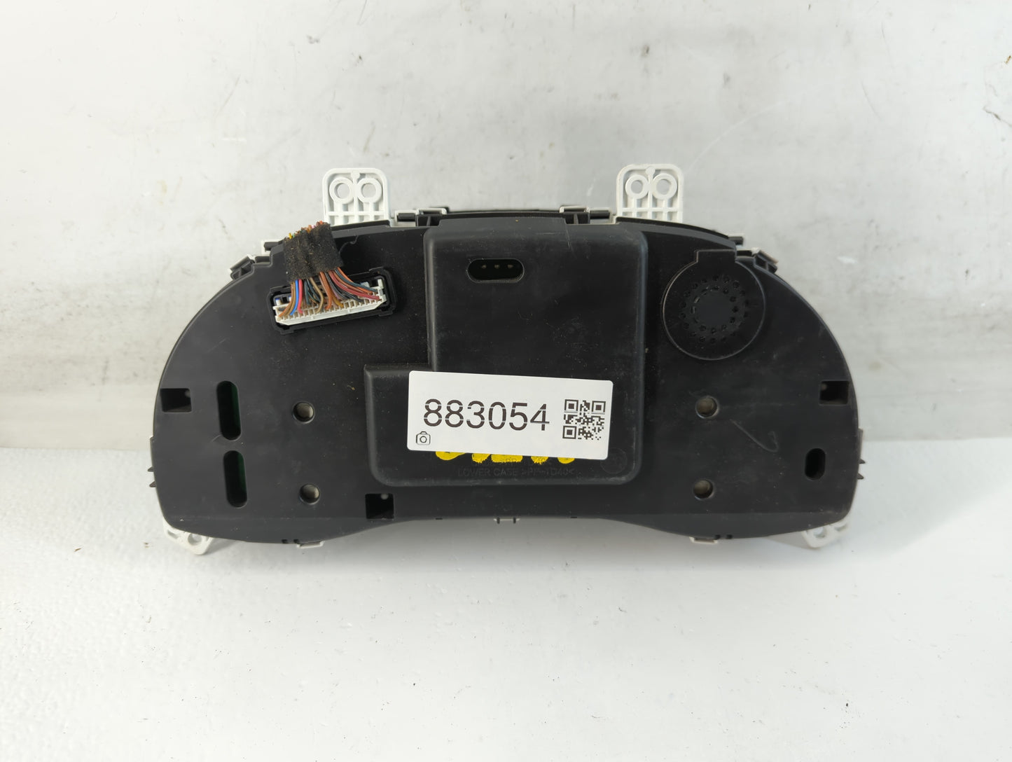 2017-2018 Hyundai Elantra Instrument Cluster Speedometer Gauges P/N:94001-F3010 TN157580-01011H Fits Fits 2017 2018 OEM Used