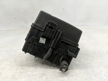 2017 Hyundai Santa Fe Fusebox Fuse Box Panel Relay Module P/N:912014Z384AA 914004Z012AB Fits OEM Used Auto Parts