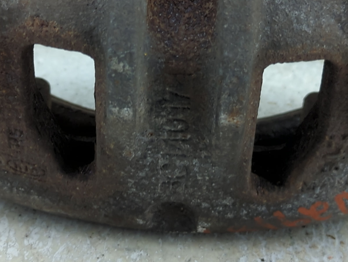 2017-2018 Hyundai Santa Fe Front Passenger Right Brake Caliper - Oemusedautoparts1.com