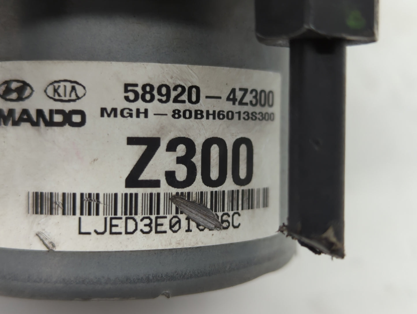 2017-2018 Hyundai Santa Fe ABS Pump Control Module Replacement P/N:58920-4Z300 Fits Fits 2017 2018 OEM Used Auto Parts - Oem