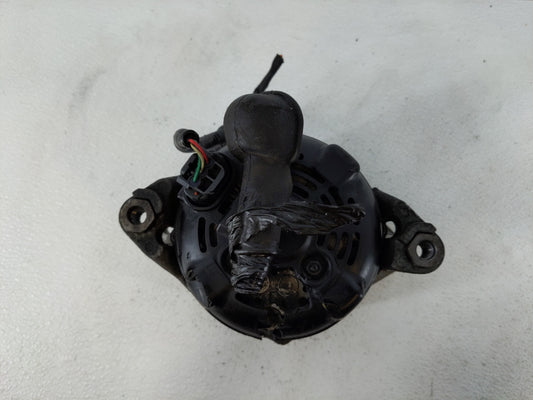 2015-2019 Hyundai Sonata Alternator Replacement Generator Charging Assembly Engine OEM Fits OEM Used Auto Parts