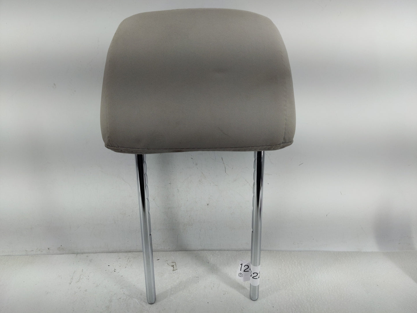 2017 Hyundai Sonata Headrest Head Rest Front Driver Passenger Seat Fits OEM Used Auto Parts - Oemusedautoparts1.com
