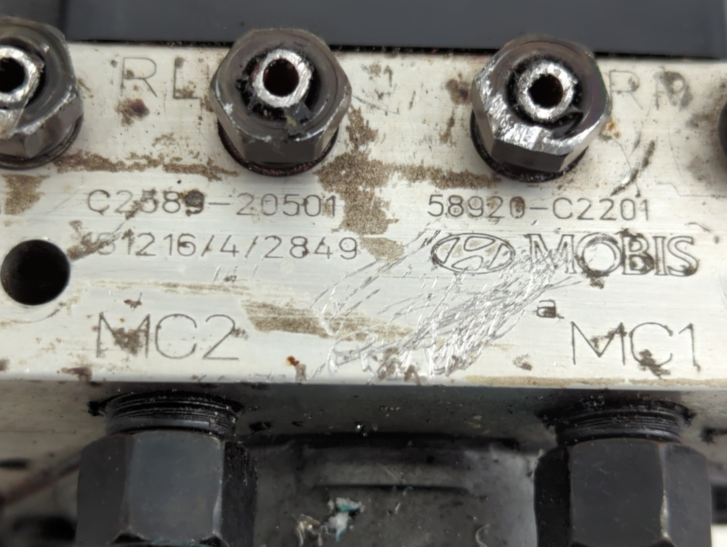 2015-2017 Hyundai Sonata ABS Pump Control Module Replacement P/N:58920-C2201 C2589-20501 Fits Fits 2015 2016 2017 OEM Used A