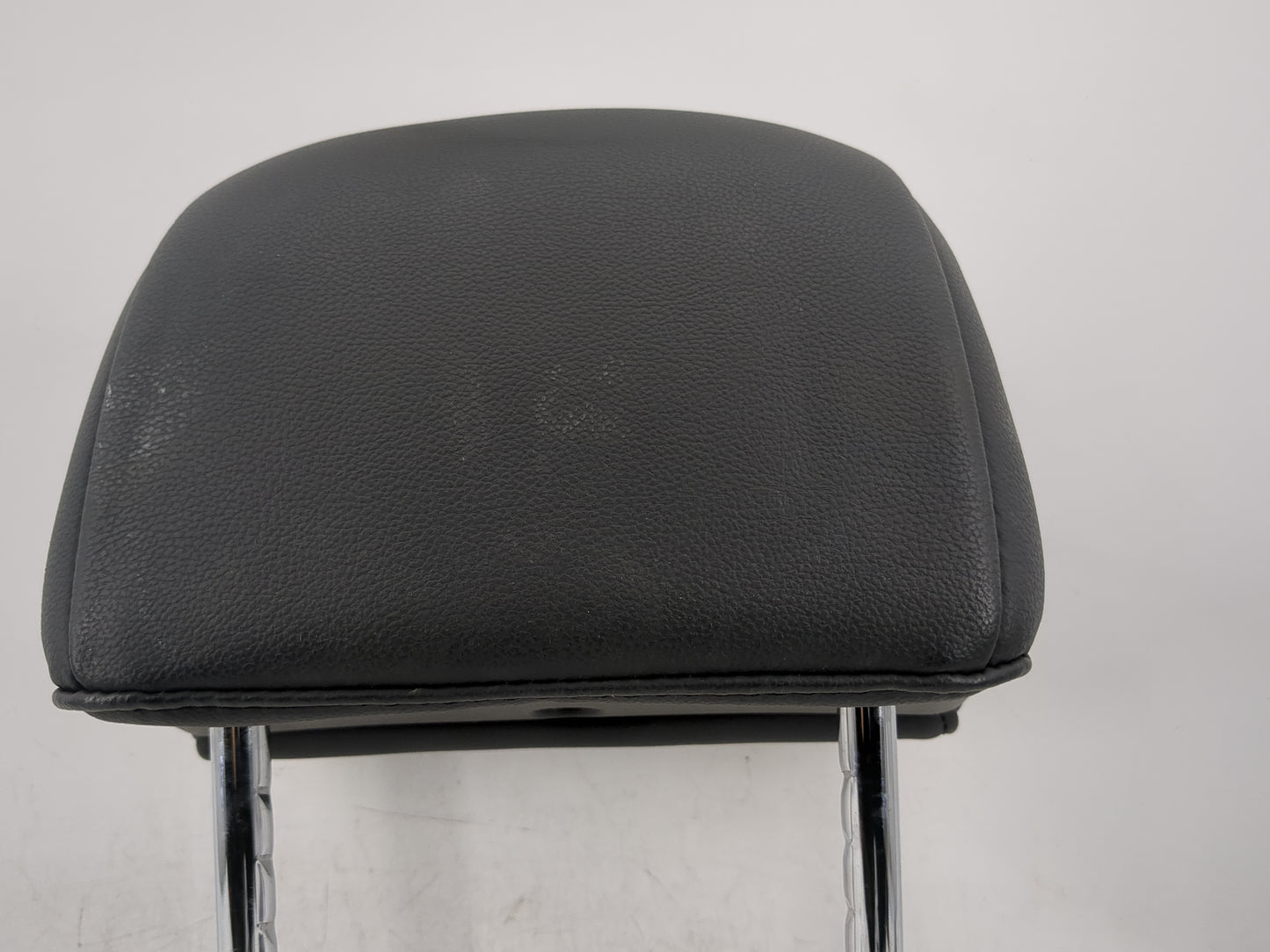 2015-2017 Hyundai Sonata Headrest Head Rest Front Driver Passenger Seat Fits Fits 2015 2016 2017 OEM Used Auto Parts - Oemus