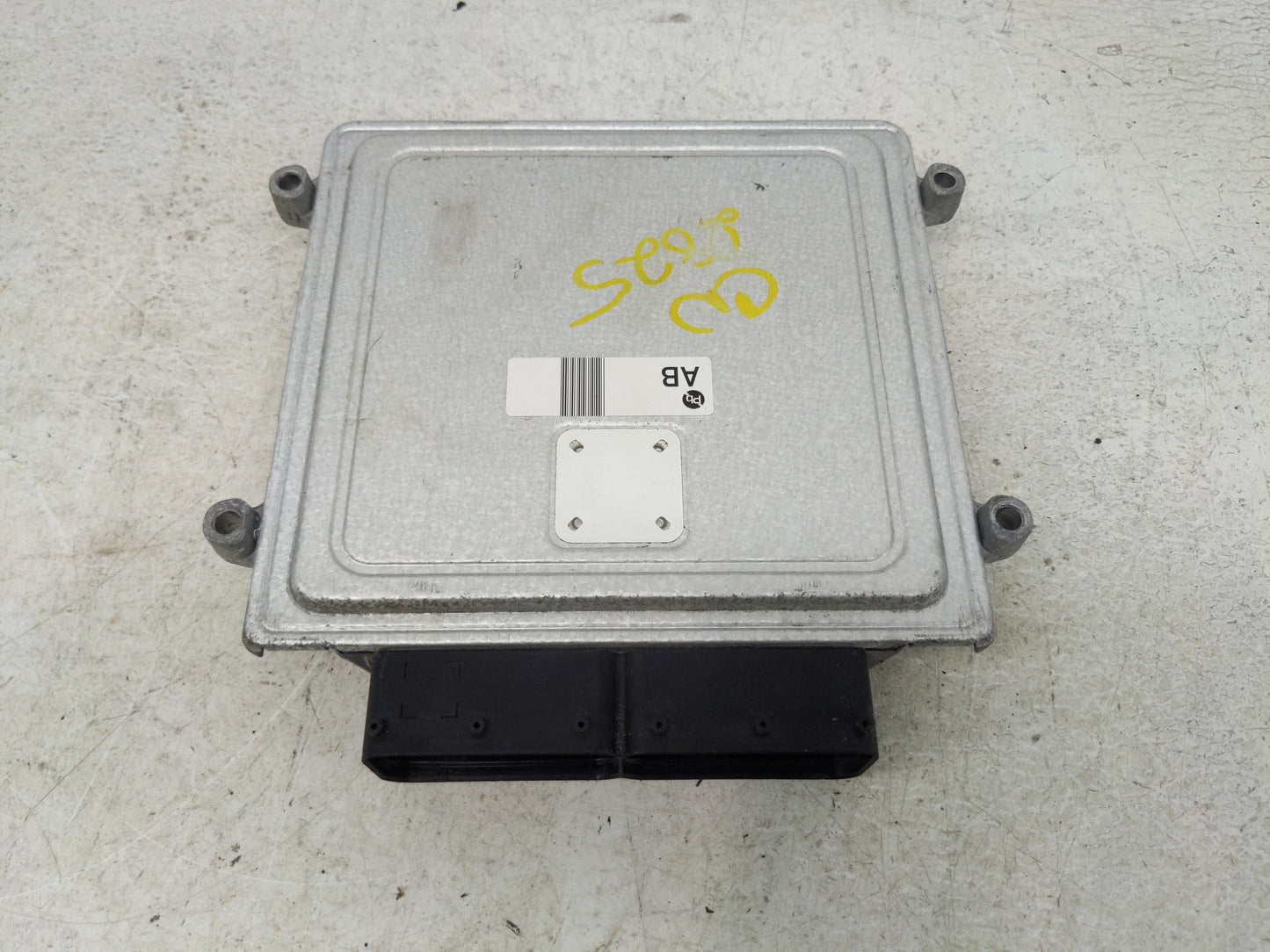 2016-2017 Hyundai Sonata PCM Engine Control Computer ECU ECM PCU OEM P/N:39161-2EEB2 39160-2EEB2 Fits Fits 2016 2017 OEM Use