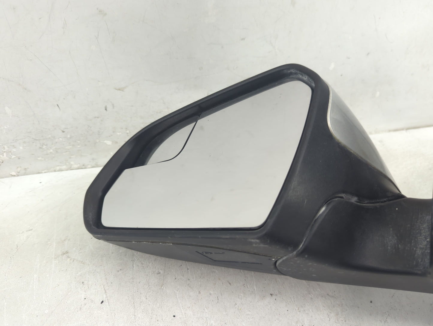 2017 Hyundai Sonata Driver Side View Mirror - Left Door Mirror OEM Used - Oemusedautoparts1.com
