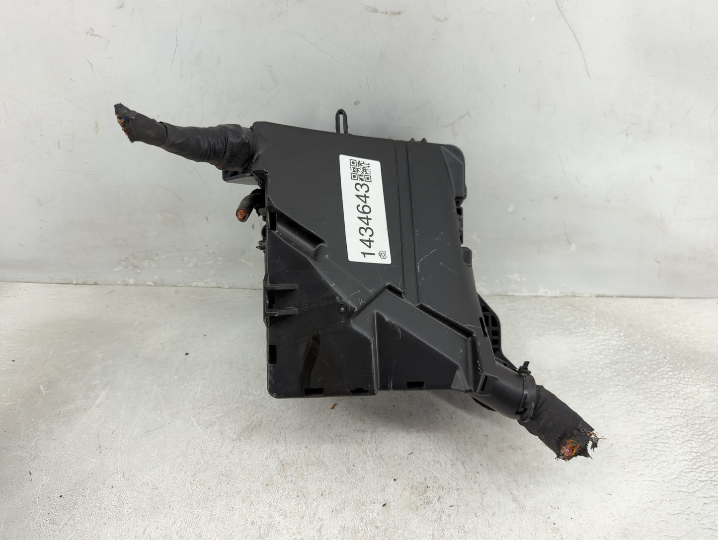 2016-2017 Hyundai Sonata Fusebox Fuse Box Panel Relay Module P/N:91950-C1820 6423-0102-7-000 Fits Fits 2016 2017 OEM Used Au