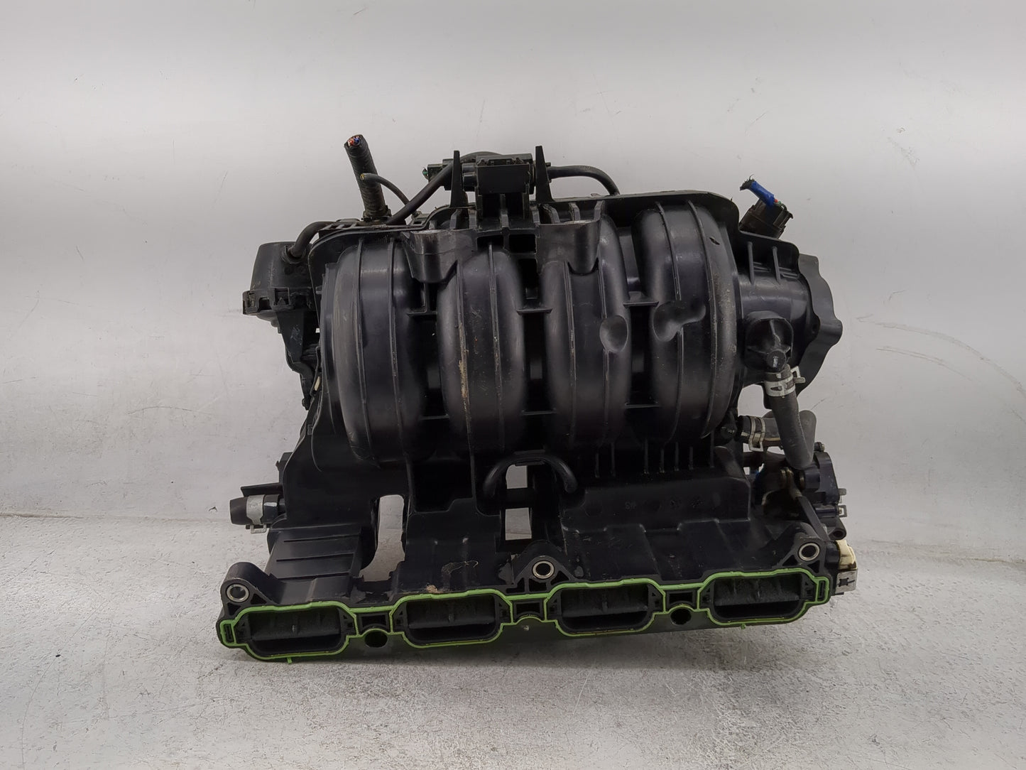 2015-2019 Hyundai Sonata Air Intake Manifold P/N:28300-2GGA1 Fits Fits 2015 2016 2017 2018 2019 2020 2021 OEM Used Auto Part