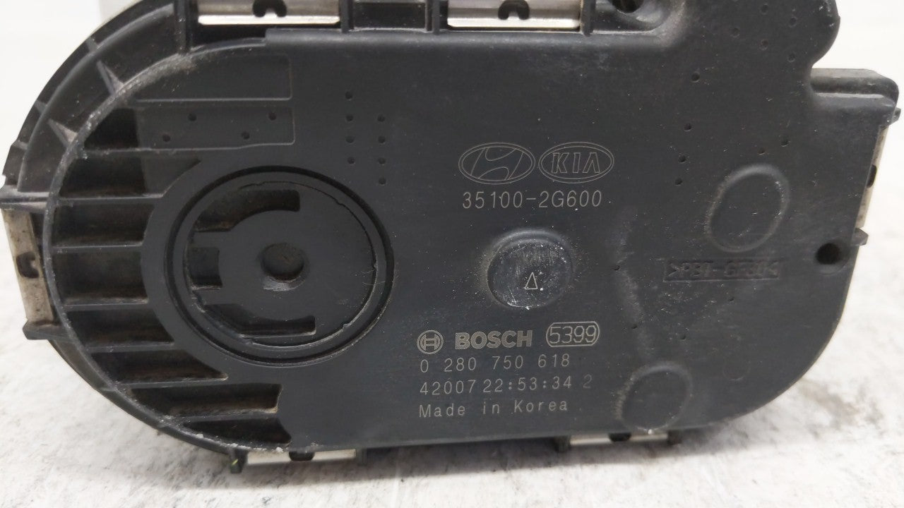 2015-2019 Hyundai Sonata Throttle Body P/N:0 280 750 618 35100-2G600 Fits Fits 2015 2016 2017 2018 2019 OEM Used Auto Parts