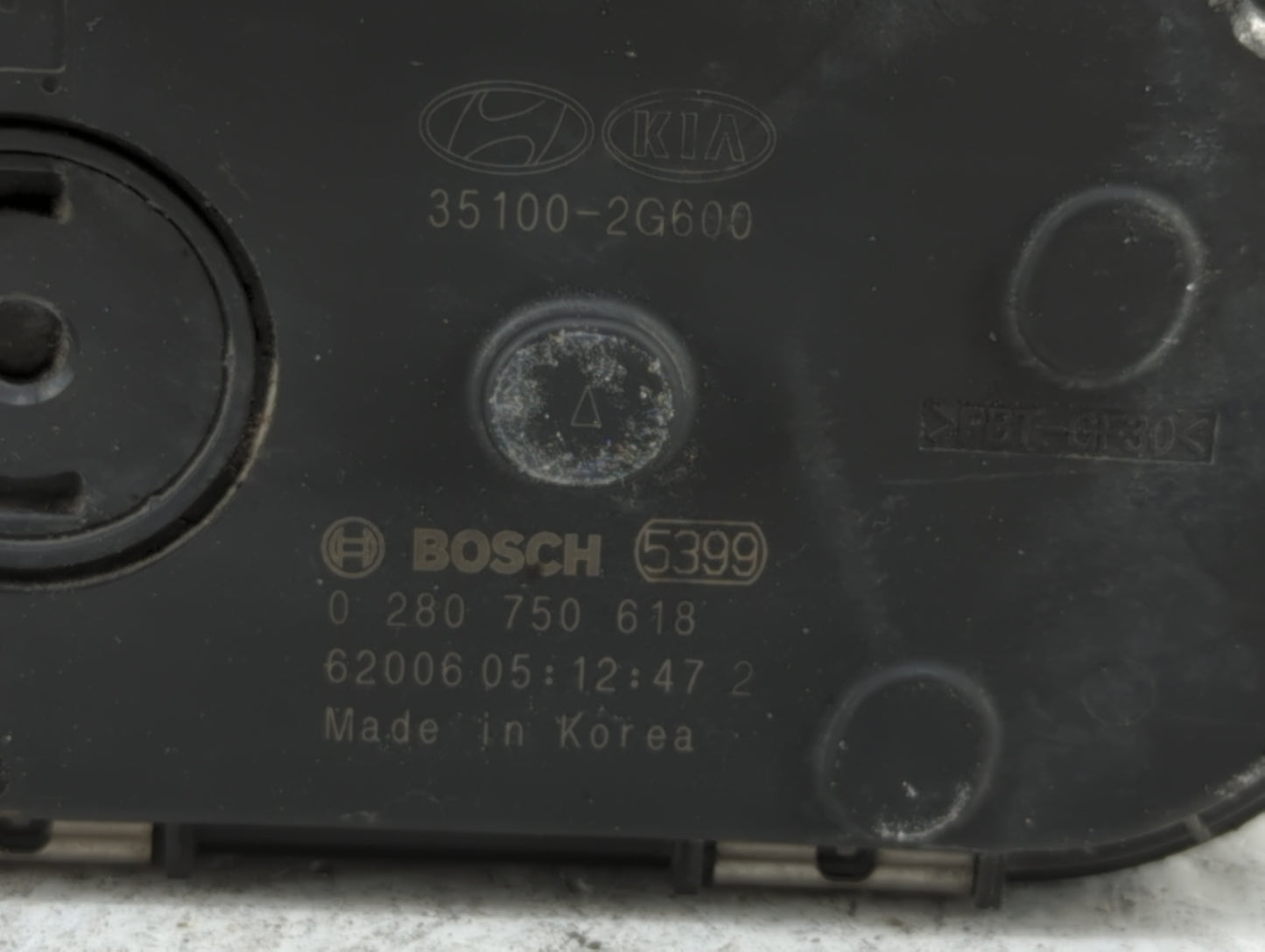 2015-2019 Hyundai Sonata Throttle Body P/N:0 280 750 618 35100-2G600 Fits Fits 2015 2016 2017 2018 2019 OEM Used Auto Parts