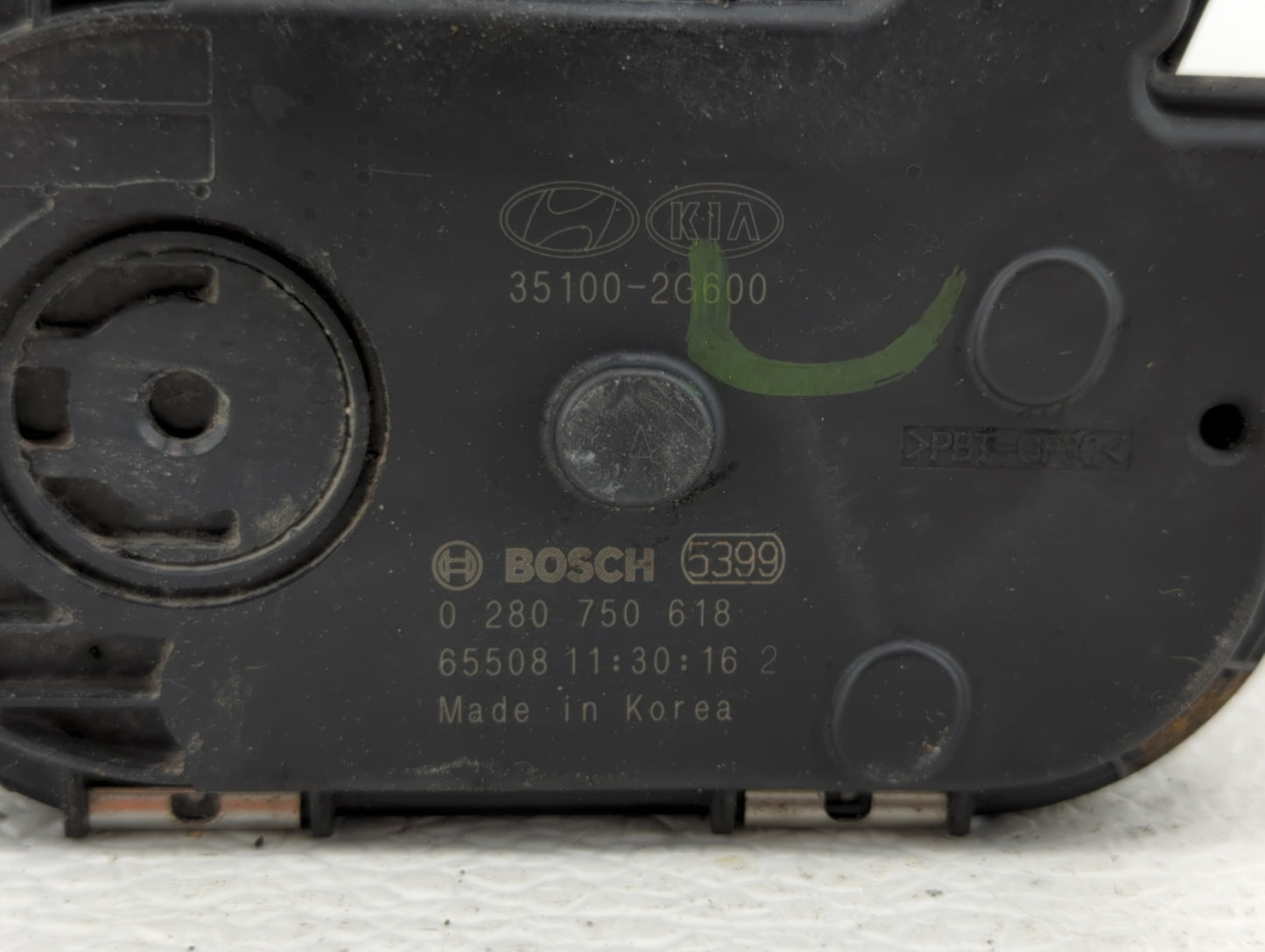 2015-2019 Hyundai Sonata Throttle Body P/N:0 280 750 618 35100-2G600 Fits Fits 2015 2016 2017 2018 2019 OEM Used Auto Parts