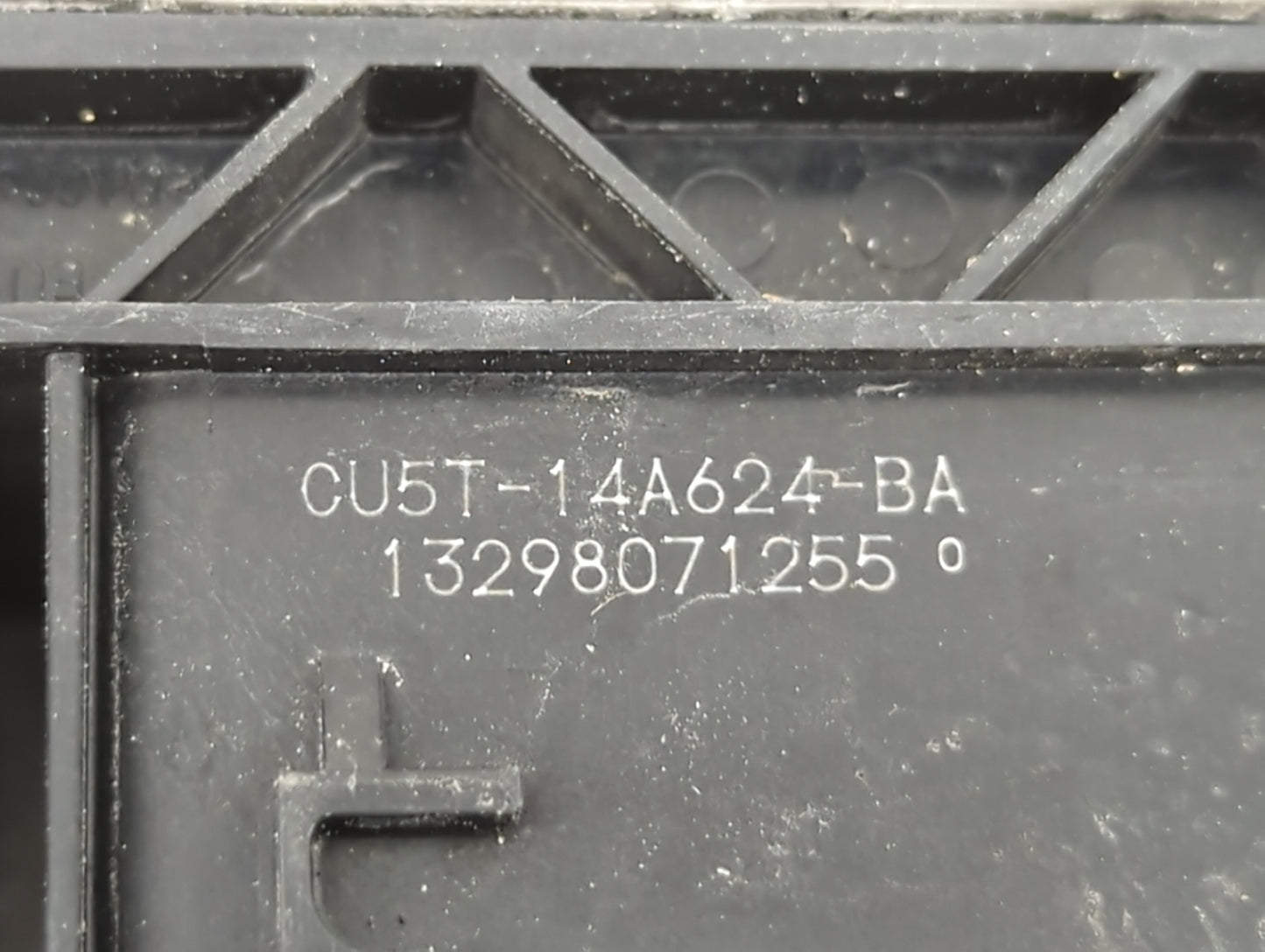 2016-2017 Hyundai Sonata PCM Engine Control Computer ECU ECM PCU OEM P/N:EJ5A-12A650-UB Fits Fits 2016 2017 OEM Used Auto Pa