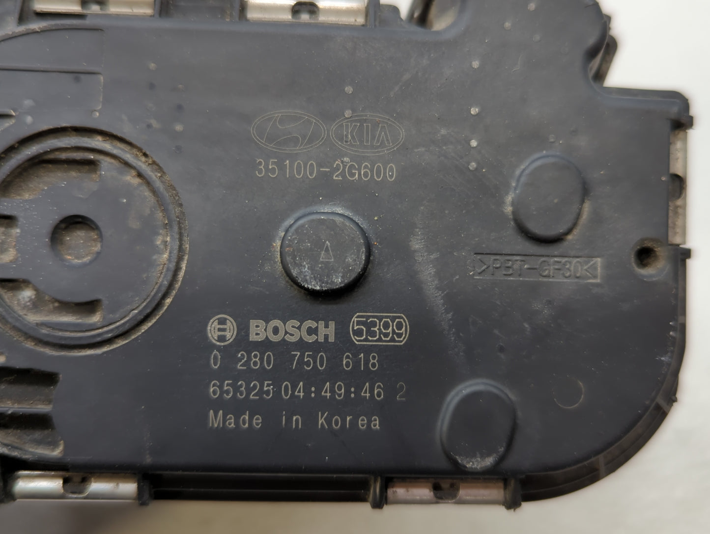 2015-2019 Hyundai Sonata Throttle Body P/N:35100-2G600 Fits Fits 2015 2016 2017 2018 2019 OEM Used Auto Parts - Oemusedautop