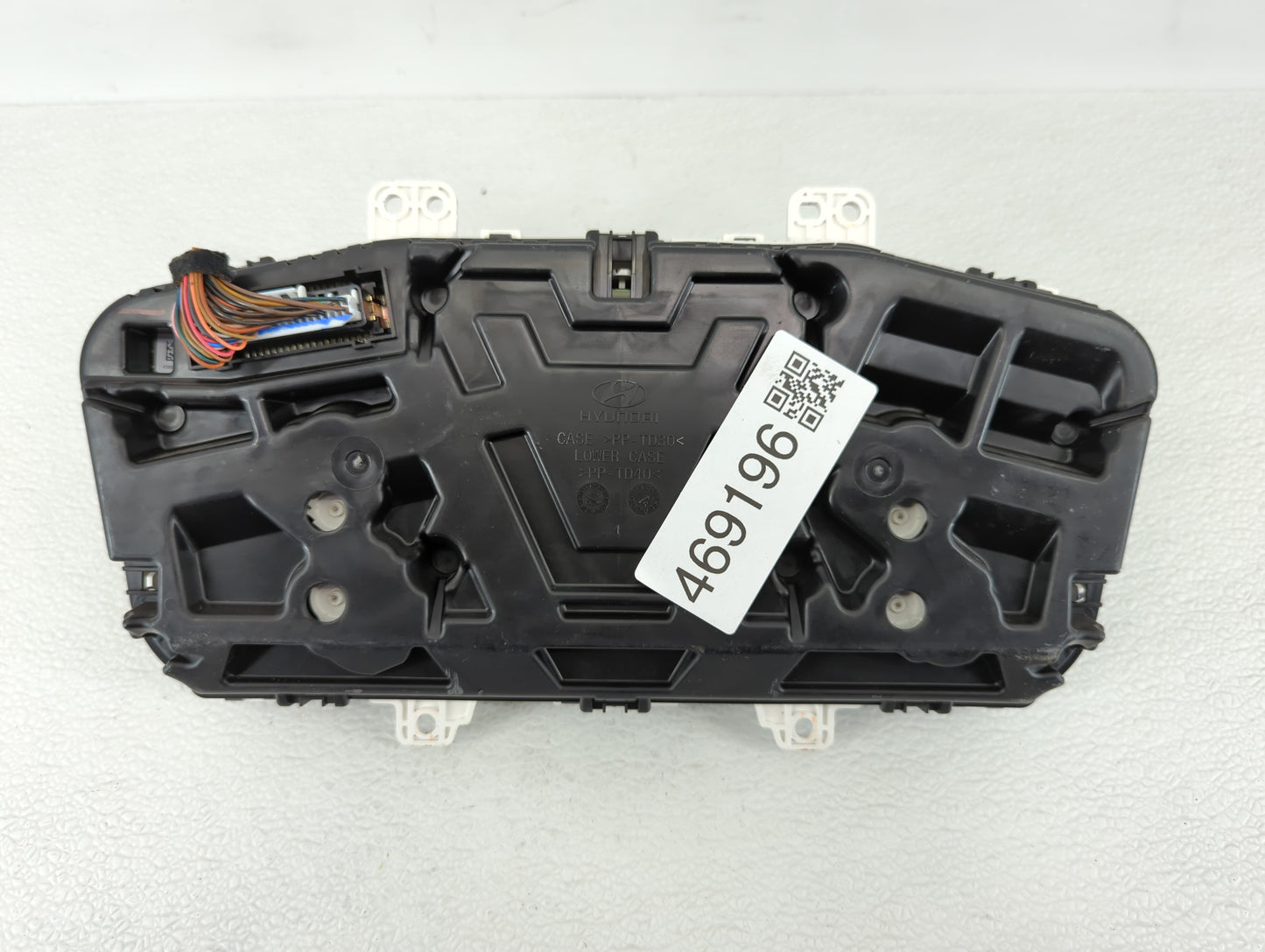 2015-2017 Hyundai Sonata Instrument Cluster Speedometer Gauges P/N:94001-C2201 94011-C2100 Fits Fits 2015 2016 2017 OEM Used