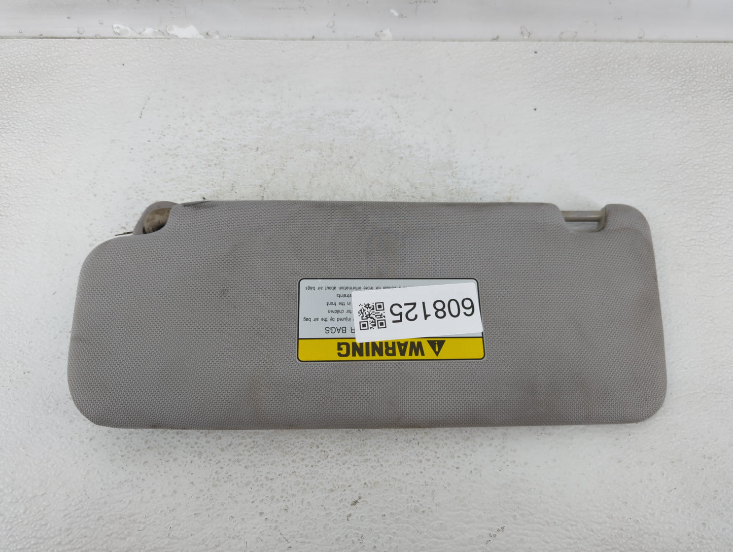 2015-2019 Hyundai Sonata Sun Visor Shade Replacement Passenger Right Mirror Fits Fits 2015 2016 2017 2018 2019 OEM Used Auto
