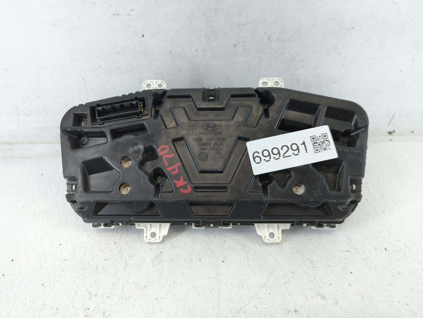 2015-2017 Hyundai Sonata Instrument Cluster Speedometer Gauges P/N:94001-C2201 Fits Fits 2015 2016 2017 OEM Used Auto Parts