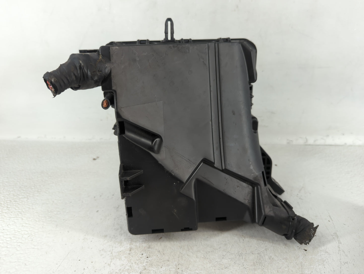 2016-2017 Hyundai Sonata Fusebox Fuse Box Panel Relay Module P/N:91950-C1820 Fits Fits 2016 2017 OEM Used Auto Parts - Oemus