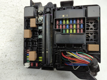 2016-2017 Hyundai Sonata Fusebox Fuse Box Panel Relay Module P/N:VS91277C2570LC Fits Fits 2016 2017 OEM Used Auto Parts