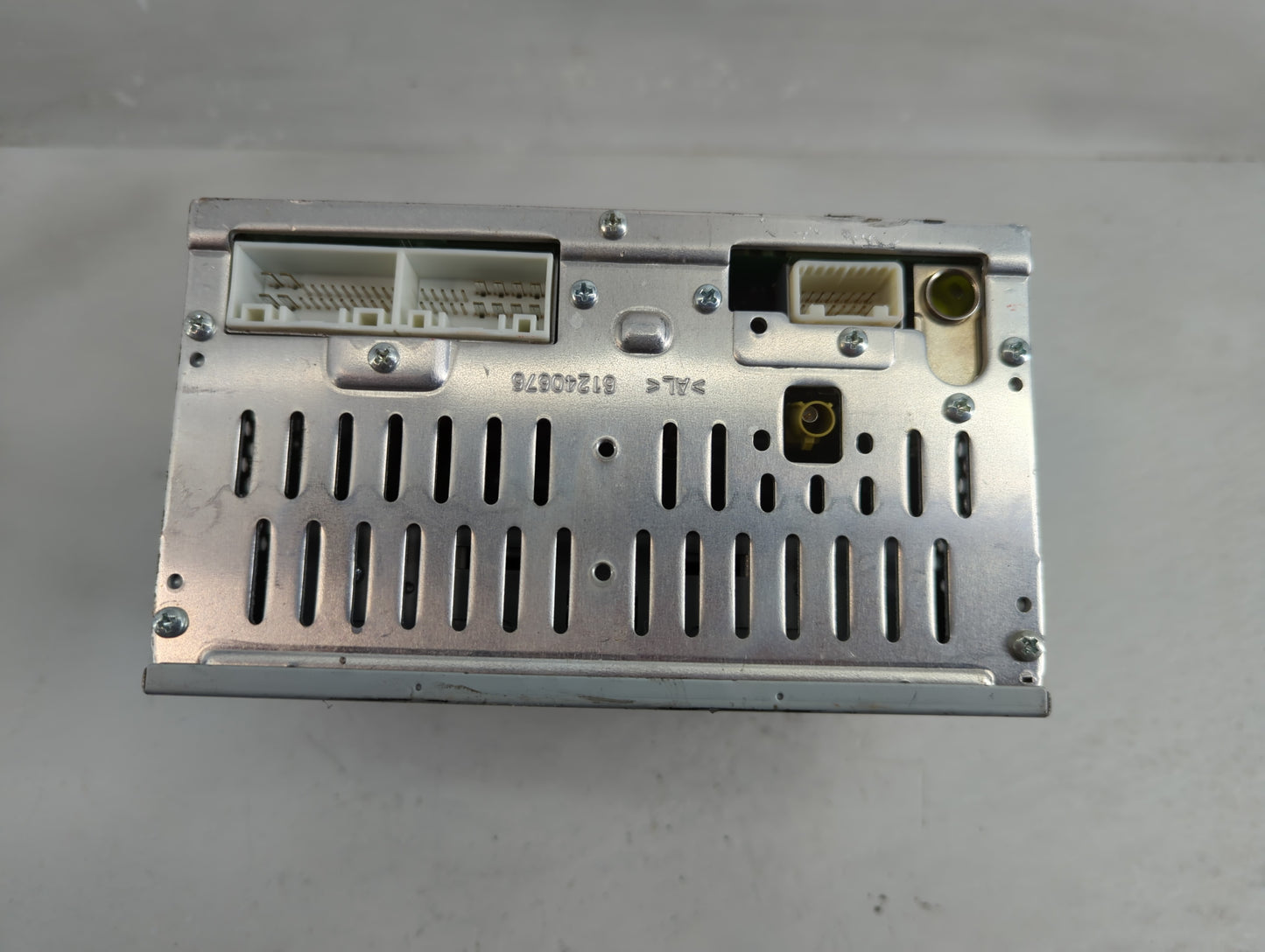 2017-2018 Hyundai Tucson Radio AM FM Cd Player Receiver Replacement P/N:96180-D31004X Fits Fits 2017 2018 OEM Used Auto Part