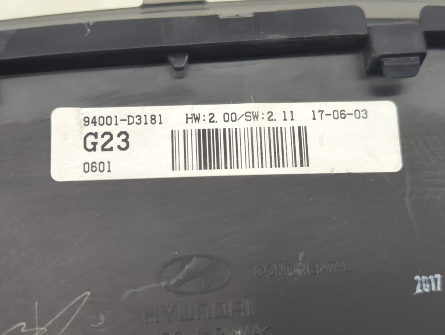 2016-2017 Hyundai Tucson Instrument Cluster Speedometer Gauges P/N:94001-D3181 Fits Fits 2016 2017 OEM Used Auto Parts - Oem