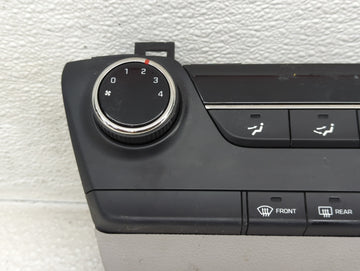 2016-2018 Hyundai Tucson Climate Control Module Temperature AC/Heater Replacement P/N:97250-D3110 Fits Fits 2016 2017 2018 OEM Used Auto Parts