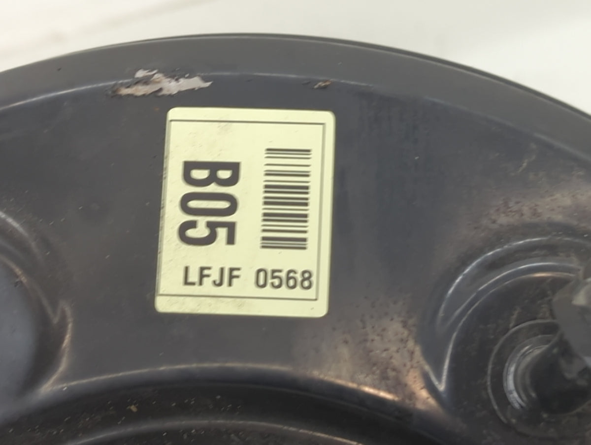 2016-2018 Hyundai Tucson Power Brake Booster Oem 1423669 - Oemusedautoparts1.com