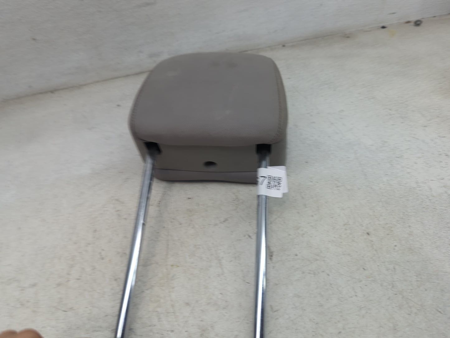 2017 Hyundai Tucson Headrest Head Rest Front Driver Seat Tan - Oemusedautoparts1.com