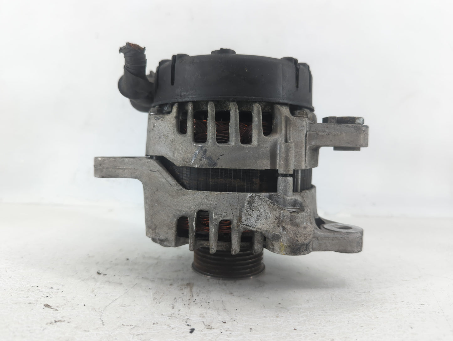 2016-2021 Hyundai Tucson Alternator Replacement Generator Charging Assembly Engine OEM P/N:3700-2E820 Fits OEM Used Auto Par