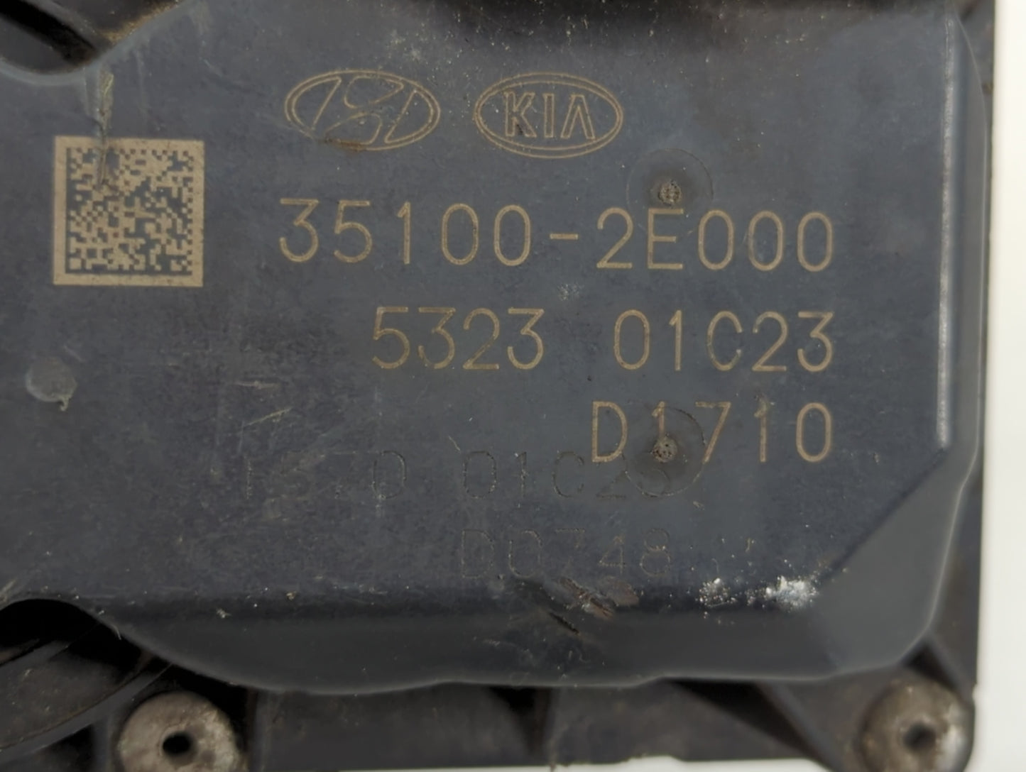 2014-2021 Hyundai Tucson Throttle Body P/N:35100-2E000 Fits Fits 2011 2012 2013 2014 2015 2016 2017 2018 2019 2020 2021 OEM