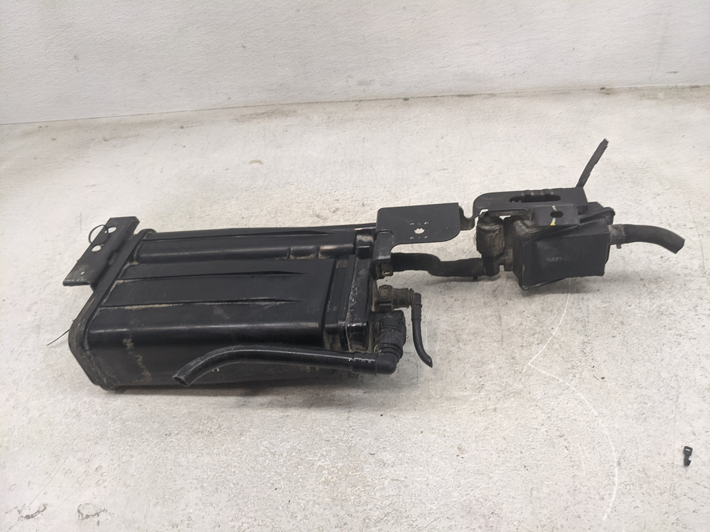 2017 Hyundai Veloster Fuel Vapor Charcoal Canister 1462441 - Oemusedautoparts1.com
