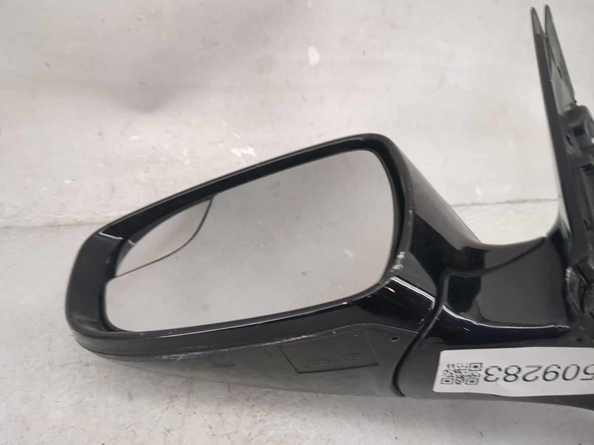 2014-2017 Hyundai Veloster Driver Side View Mirror - Left Door Mirror OEM Used - Oemusedautoparts1.com