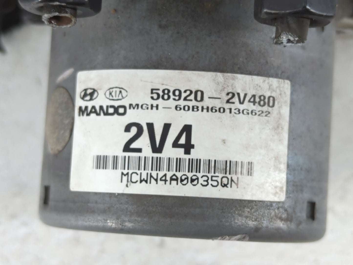 2015-2017 Hyundai Veloster ABS Pump Control Module Replacement P/N:58920-2V480 Fits Fits 2015 2016 2017 OEM Used Auto Parts