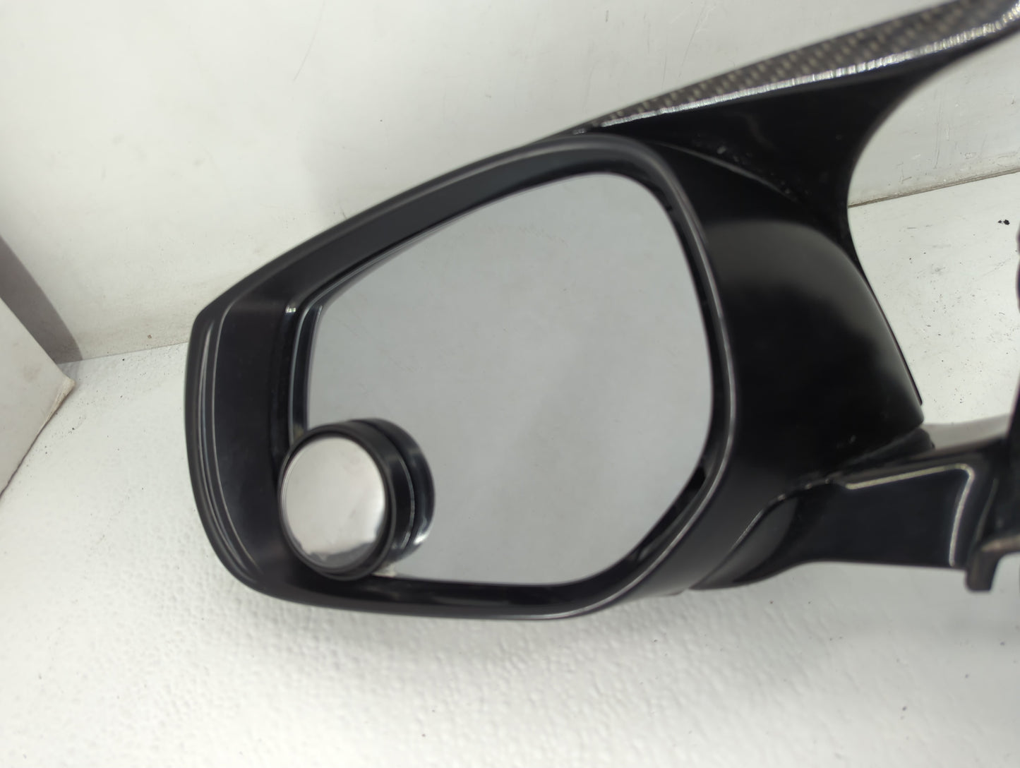 2016-2017 Infiniti Q50 Driver Side View Mirror - Left Door Mirror OEM Used - Oemusedautoparts1.com