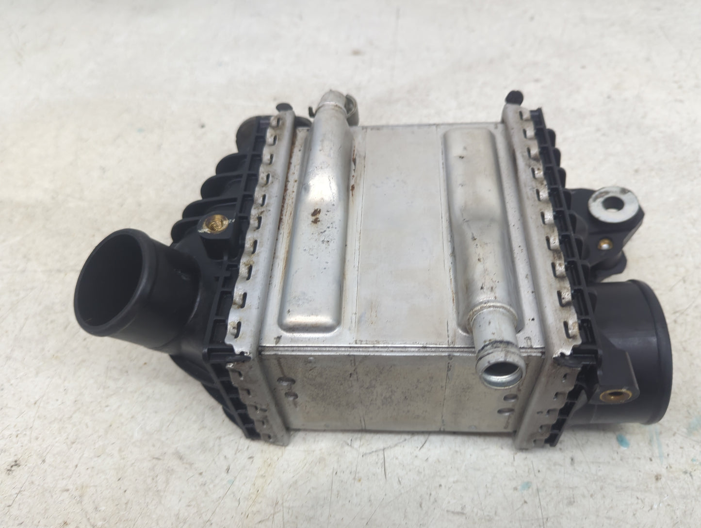 2016-2020 Infiniti Q50 Turbo Intercooler 1483814 - Oemusedautoparts1.com