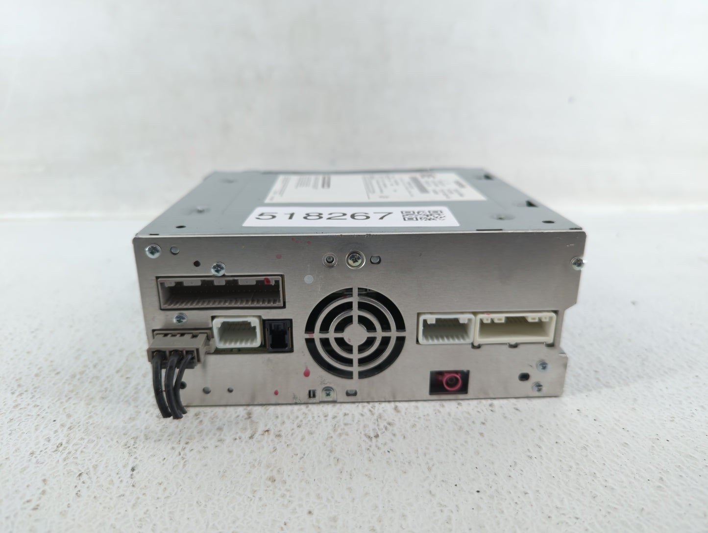 2016-2018 Infiniti Q50 Am Fm Cd Player Radio Receiver - Oemusedautoparts1.com